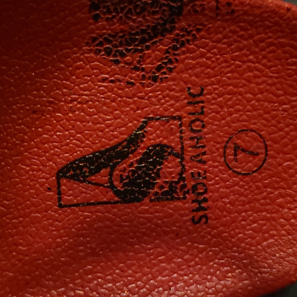 Shoeaholic Red Glittery Sandals GUC - Picture 2 of 4